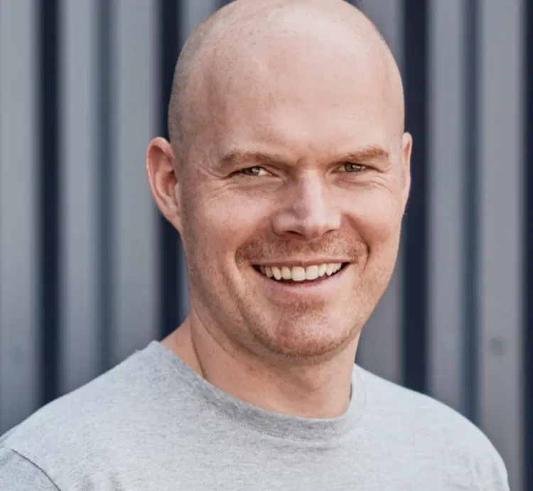 Tim - CEO at OskarOS